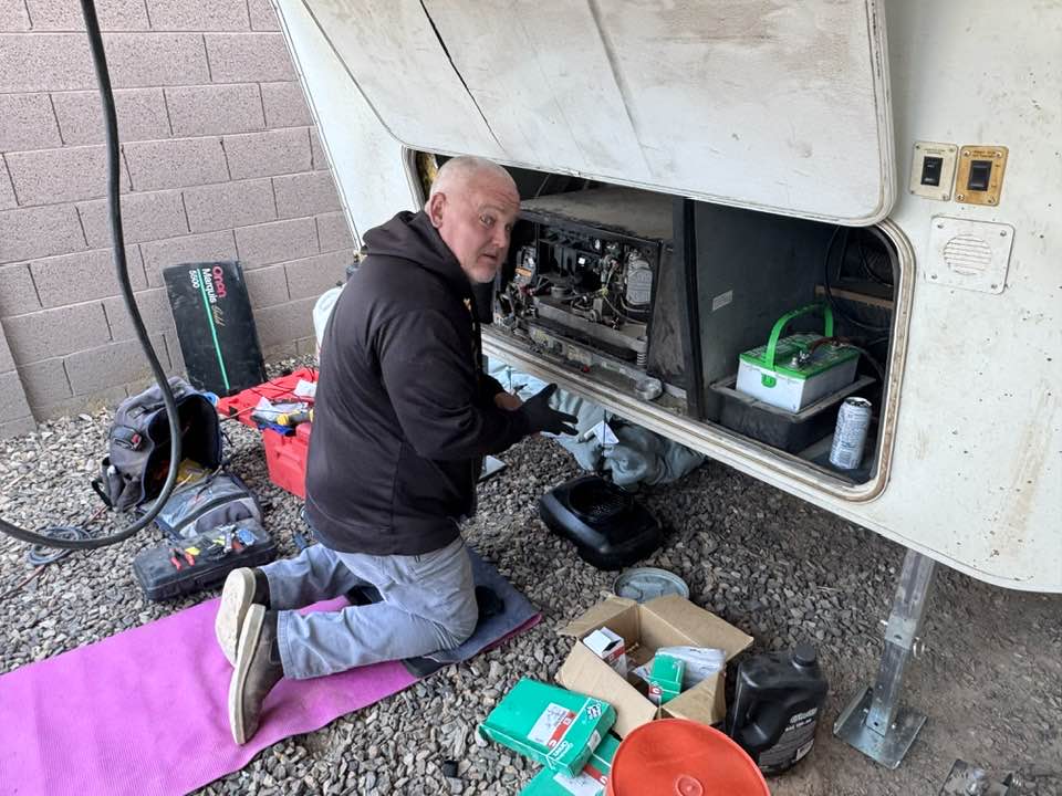 RV repair in the Phoenix Valley — Big's RV Service technician